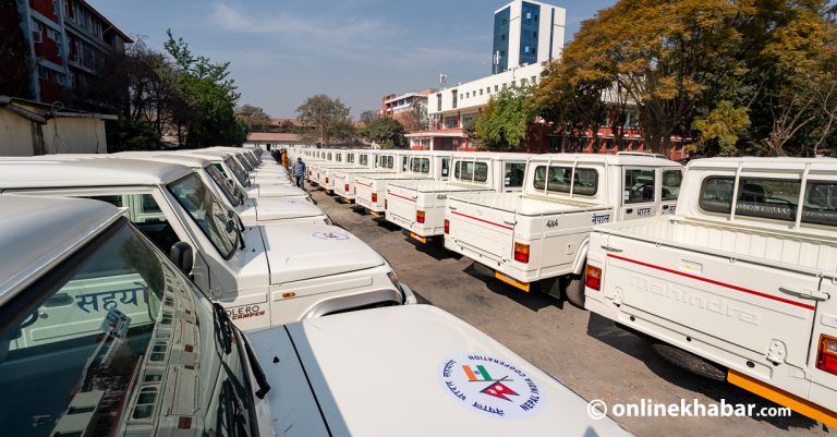 निर्वाचनका लागि भारतले उपहार दिएका गाडी (तस्वीरहरू)