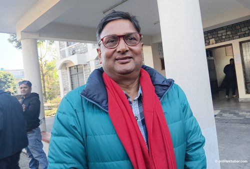 ५० आकांक्षीलाई चकित पार्दै देउवाको खल्तीबाट नाम निस्कियो ‘जगत’