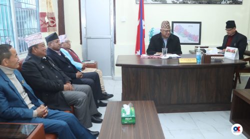 कोशीमा पुनर्गठित मन्त्रिपरिषद्को पहिलो बैठक : मन्त्रीको नेतृत्वमा तीन समिति गठन