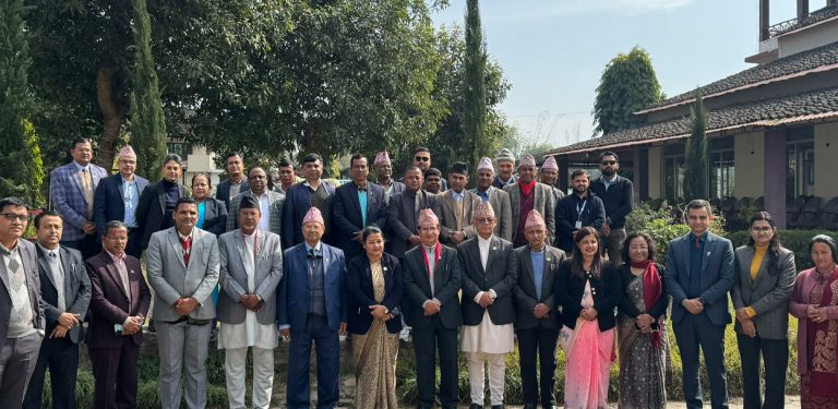 मल आपूर्ति र अनुदानको दोहोरोपना हटाउन तीनै तहबीच सहमतिको प्रतिबद्धता