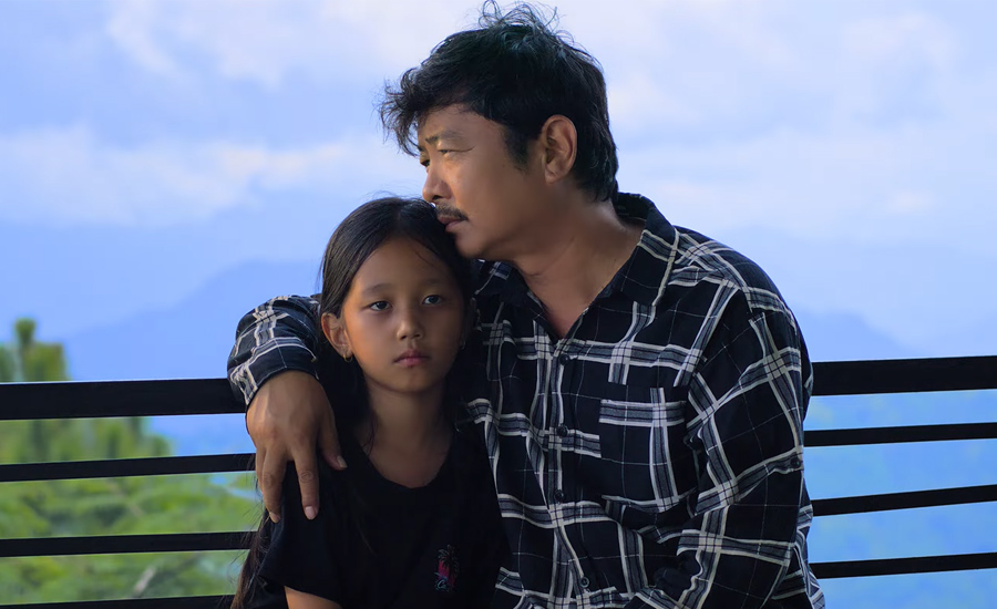 ‘मिरमिरे’ को हृदयस्पर्शी ट्रेलर : के दयाहाङ दर्शकको मन जित्न तयार छन् ?