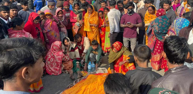 सुनसरीको लौकहीमा तनाव : सशस्त्रकाे बीओपीमा आक्रमण