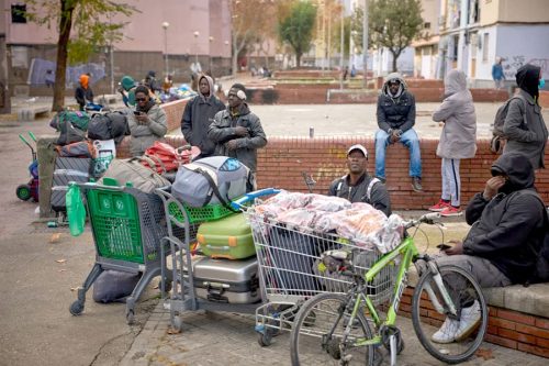 स्पेनमा ५ लाख कागजातविहीन आप्रवासी वैधानिक बन्ने, नेपालीलाई पनि राहत