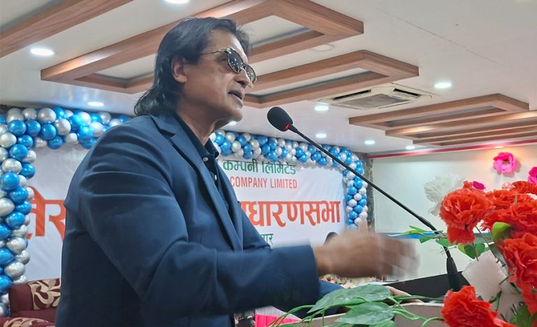 देश विकासमा सबै लाग्नुपर्छ : अभिनेता हमाल