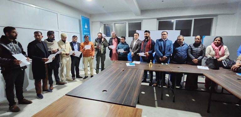 रास्वपाको केन्द्रीय समितिमा को-को थपिए ? (सूचीसहित)