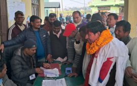 ऋषि धमलाको उम्मेदवारी दर्ता