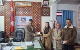 समिर र यास्मिनले १० वर्षको प्रतीक्षापछि पाए आमाको नामबाट नागरिकता