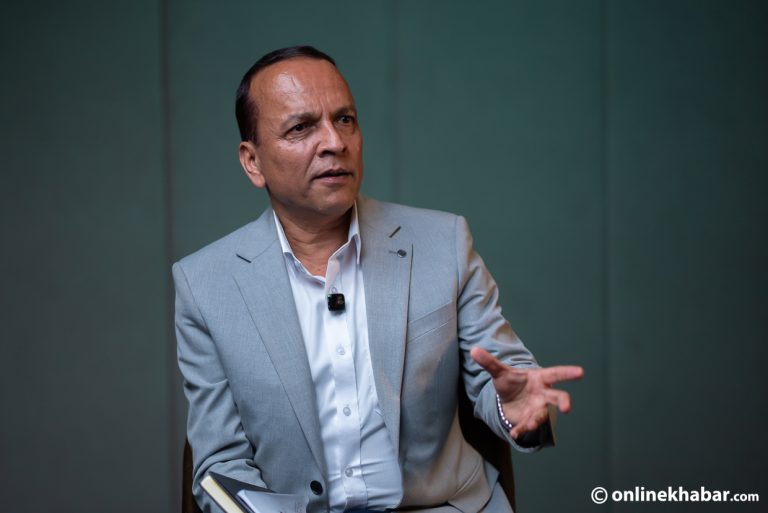 काठमाडौंमा चुनावको तयारी : ‘जहाज उडिसक्यो, सुरक्षित ल्यान्ड बाँकी’