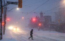 अमेरिकामा हिउँआँधी : १० लाख घरमा अन्धकार, १३ जनाको मृत्यु