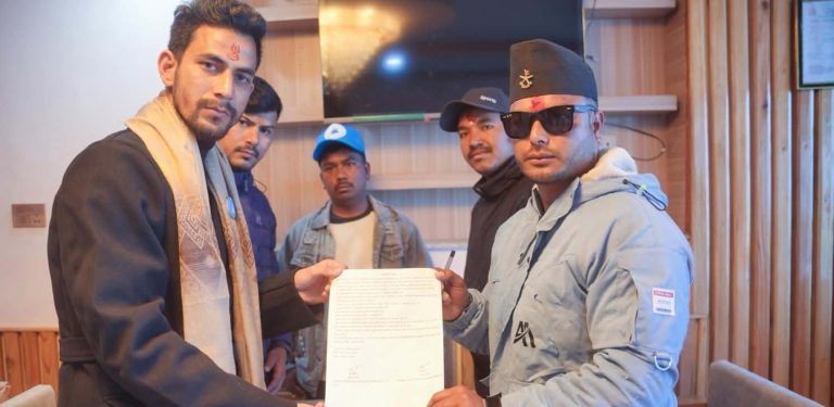 अछाम–२ : उज्यालो पार्टीका उम्मेदवार निष्क्रिय, रास्वपाका शाहलाई समर्थन