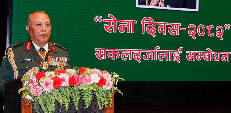 सैनिक कर्मचारीलाई प्रधानसेनापतिको निर्देशन- निर्वाचन शान्तिपूर्ण सम्पन्न गराउनू