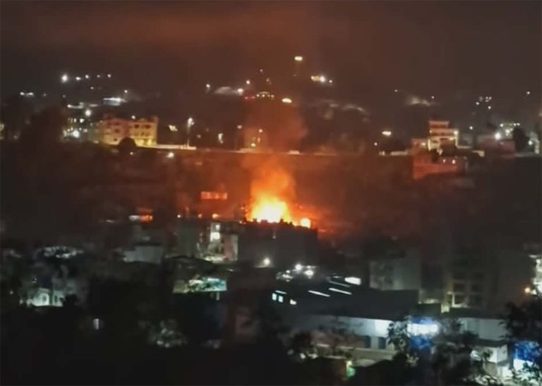 चुनीखेलमा लागेको आगो ३ घण्टापछि नियन्त्रणमा, ७ जनाको उद्धार