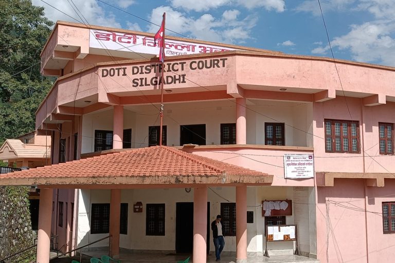 डोटीका १३ मतदान केन्द्रमा एक हजार भन्दा बढी मतदाता