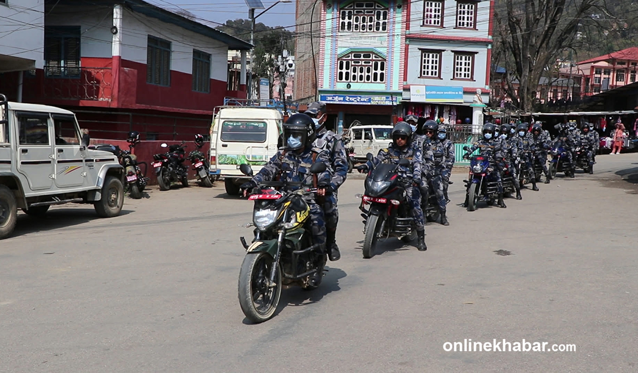 गुल्मीमा सशस्त्र प्रहरीको मोटरसाइकल गस्ती (तस्वीरहरू)