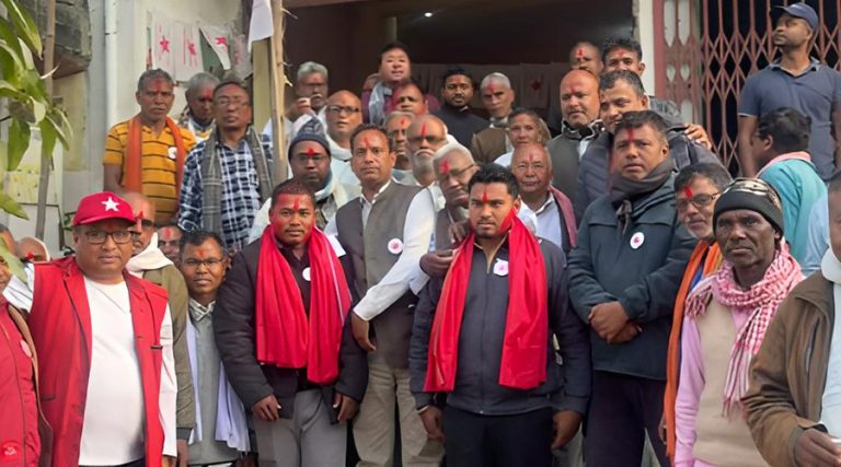 सिरहामा जनमतका समानुपातिक उम्मेदवार दनुवार नेकपा प्रवेश