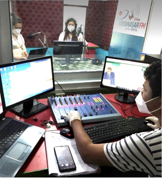 एफएम रेडियोको प्रश्न– सरकार जीवित छ र ?