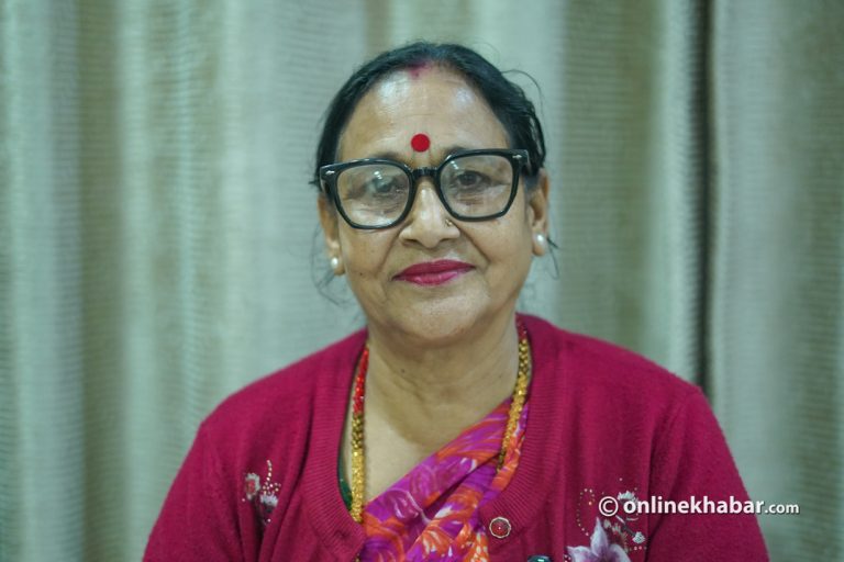 ओली र बालेनसँग लाइभ डिबेट पर्खिरहेकी यी कांग्रेस उम्मेदवार