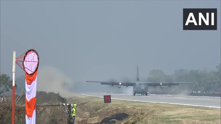 राजमार्गमा अवतरण भयो मोदी सवार विमान, नेपालमा हाइवेलाई रनवे बनाउने योजना अधुरै