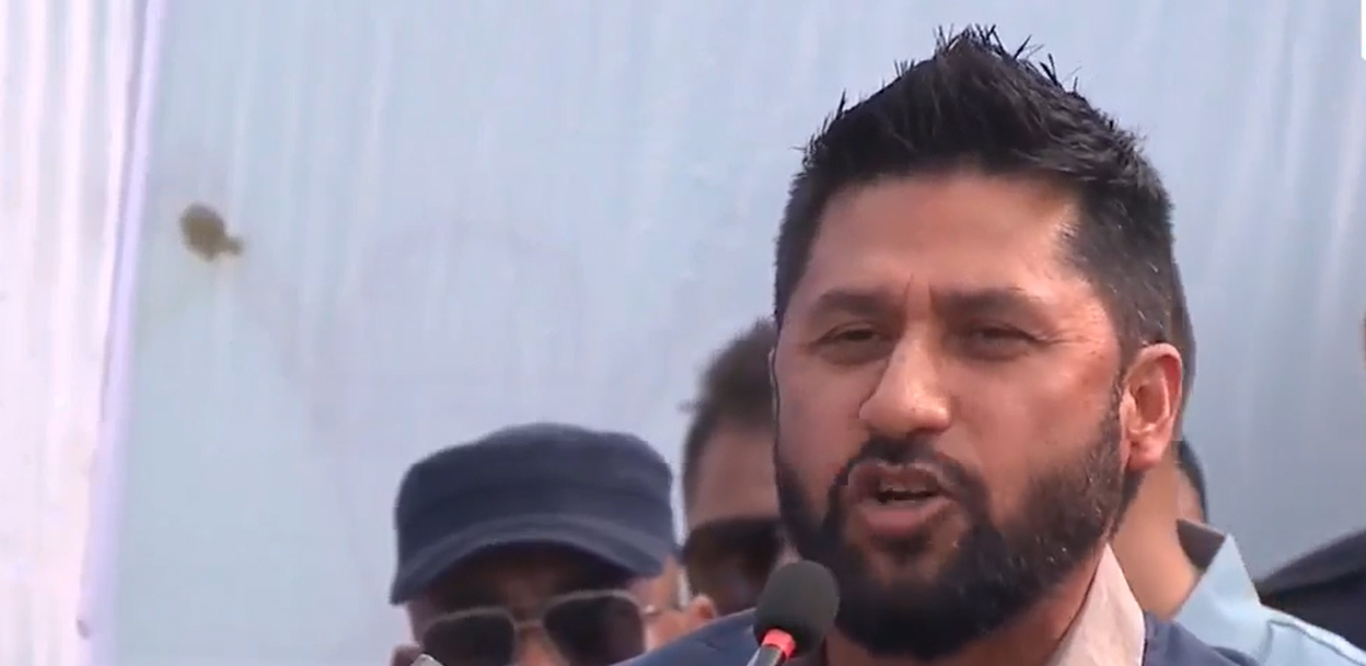 ‘मलाई गालीगलौज नगर भन्छन्, म परेँ रवि लामिछाने’