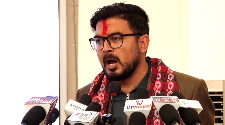 सस्तो लोकप्रियताले देश बन्दैन : सचिन तिमल्सिना