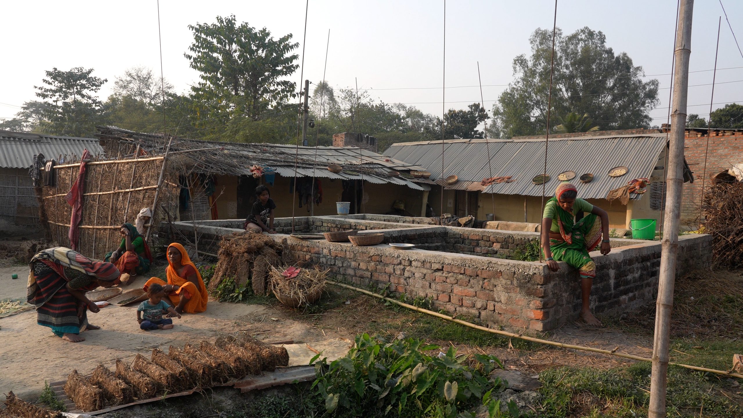 मत माग्न जाने जनता आवास !