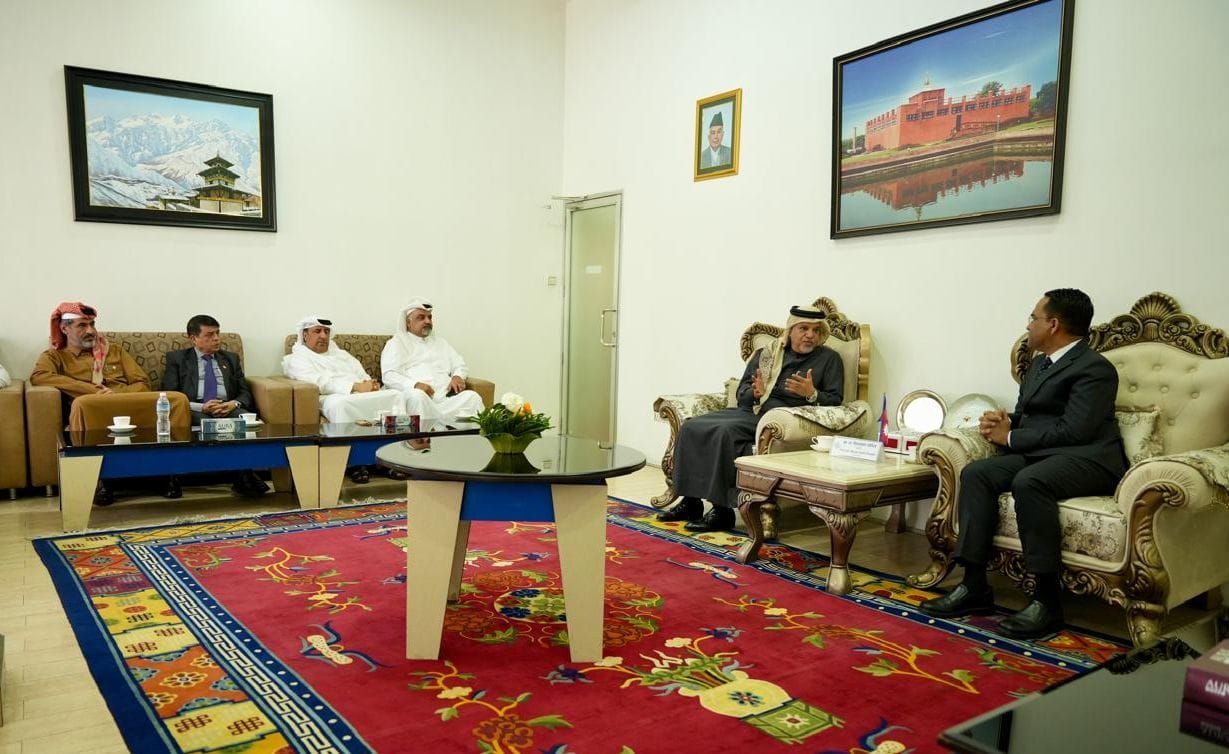 कतारी लगानी आकर्षणबारे राष्ट्र बैंक गभर्नरसँग छलफल