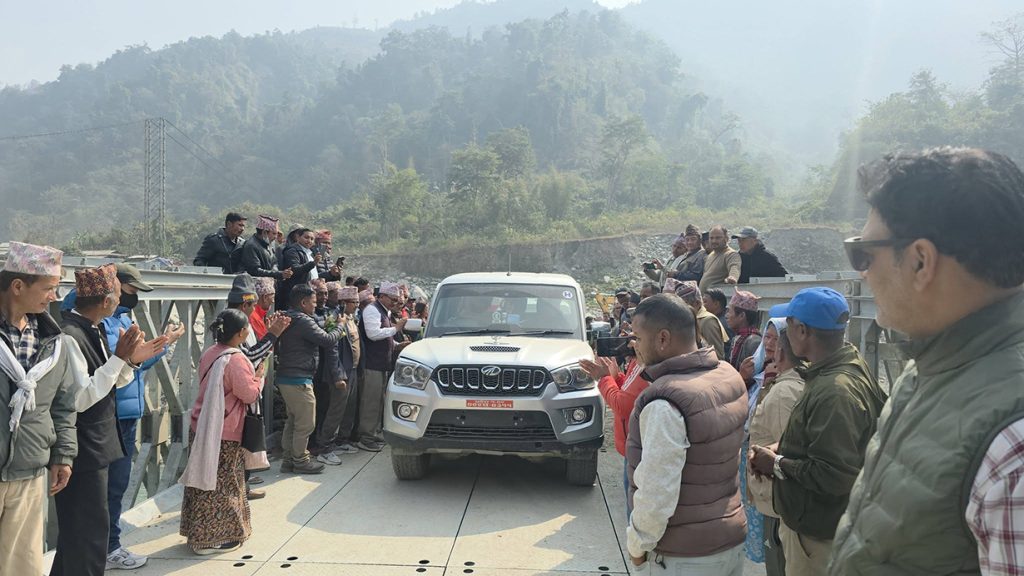 खोटाङ र उदयपुर जोड्ने बंशिलाघाटमा बेलिब्रिज जडान