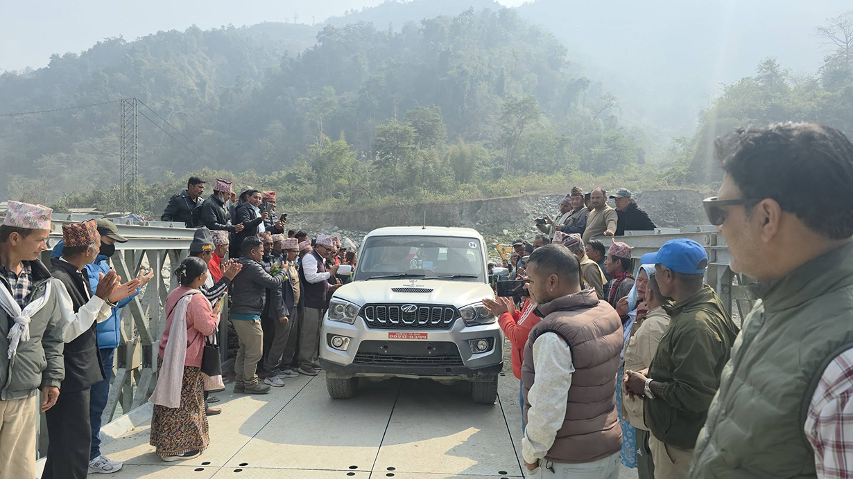खोटाङ र उदयपुर जोड्ने बंशिलाघाटमा बेलिब्रिज जडान