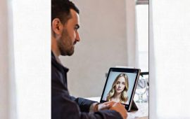 भ्यालेन्टाइन डे को अफर : अब एआई पार्टनरसँग रेष्टुरेन्टमा डेटिङ