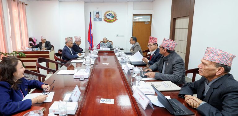 सिंहदरबारमा मन्त्रिपरिषद् बैठक