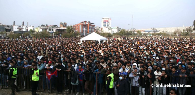 मुम्बईमा टी–२० विश्वकप, काठमाडौंमा दर्शकको क्रेज (तस्वीरहरू)