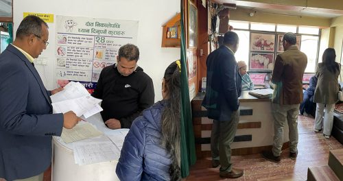 गैरचिकित्सकबाट उपचार, दुई डेन्टल क्लिनिक सिल गर्न सिफारिस