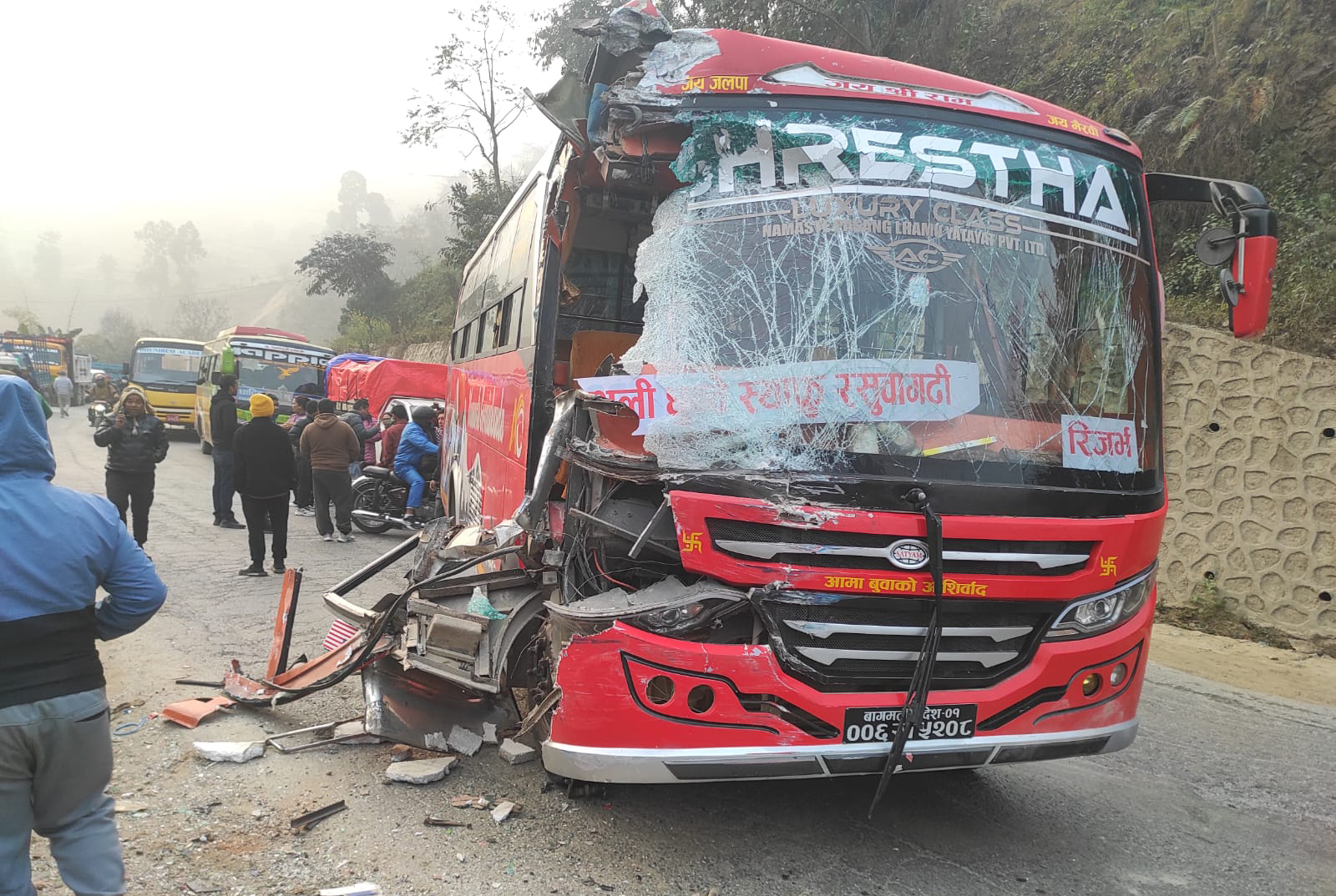 धादिङ दुर्घटना अपडेट : एक जनाको मृत्यु, २ जना घाइते