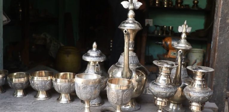 कोइला अभावले टक्सारको परम्परागत धातु उद्योग सङ्कटमा