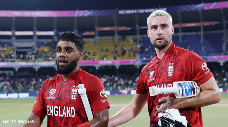 न्युजिल्यान्डमाथि इंग्ल्यान्डको रोमाञ्चक जित, पाकिस्तानको सेमिफाइनल सम्भावना कायमै