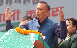 कार्यकर्तालाई गगन थापाले भने- आफैंलाई उम्मेदवार मानेर भोट माग्न जानुस्