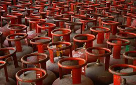 भारतमा घरायसी ग्यास आपूर्तिलाई प्राथमिकता, २५ दिने बुकिङको नियम लागु