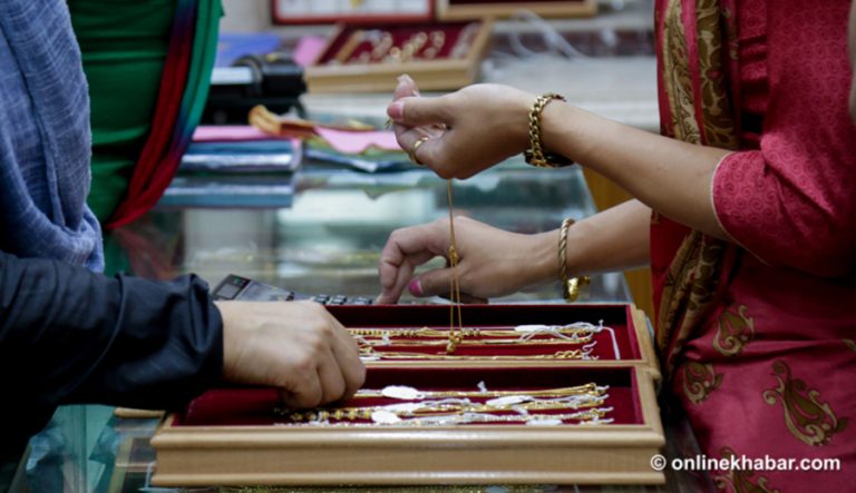 सुन प्रतितोला ११ सय बढ्यो, कतिमा कारोबार हुँदैछ चाँदी ?