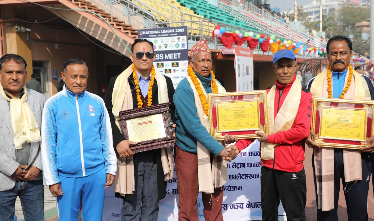 पूर्व धावक हरिबहादुर रोकायालाई प्रयास मञ्च नेपालको सम्मान