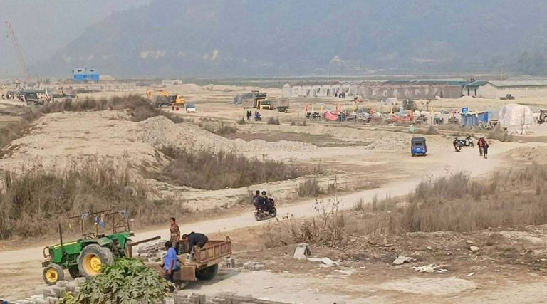 सिन्धुलीमा निर्माणाधीन फुड कम्पनीका कामदारबीच झडप, ७ जना घाइते