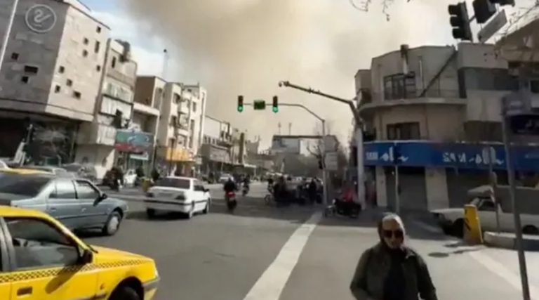 इरानद्वारा खाडी मुलुकका एयर बेसमा आक्रमण