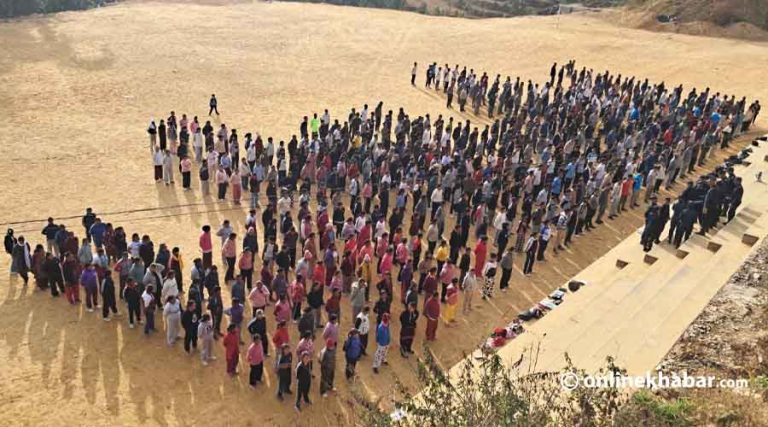 खोटाङमा यसरी हुँदैछ निर्वाचन प्रहरीका लागि तालिम