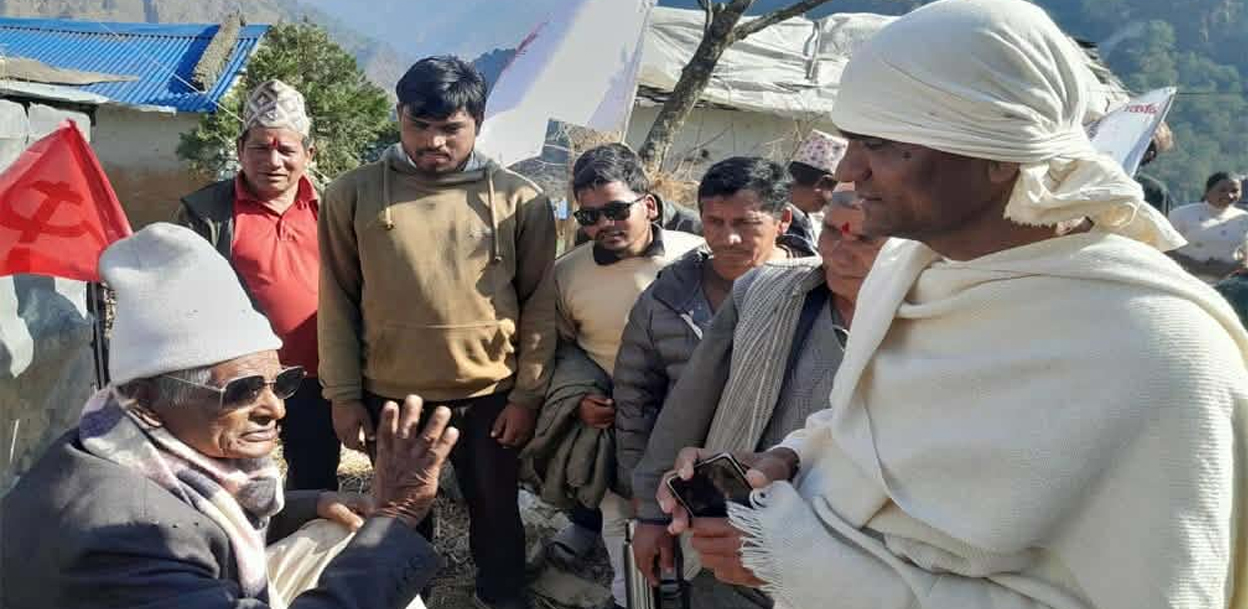 बाजुरा : मातृशोकका बिच चुनावी मैदानमा थापा