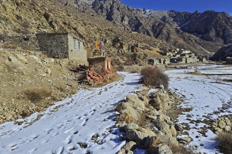 हुम्लाको नाम्खा हिमपातले ठप्प : रित्ता गाउँमा पुग्न सकेनन् मतदाता