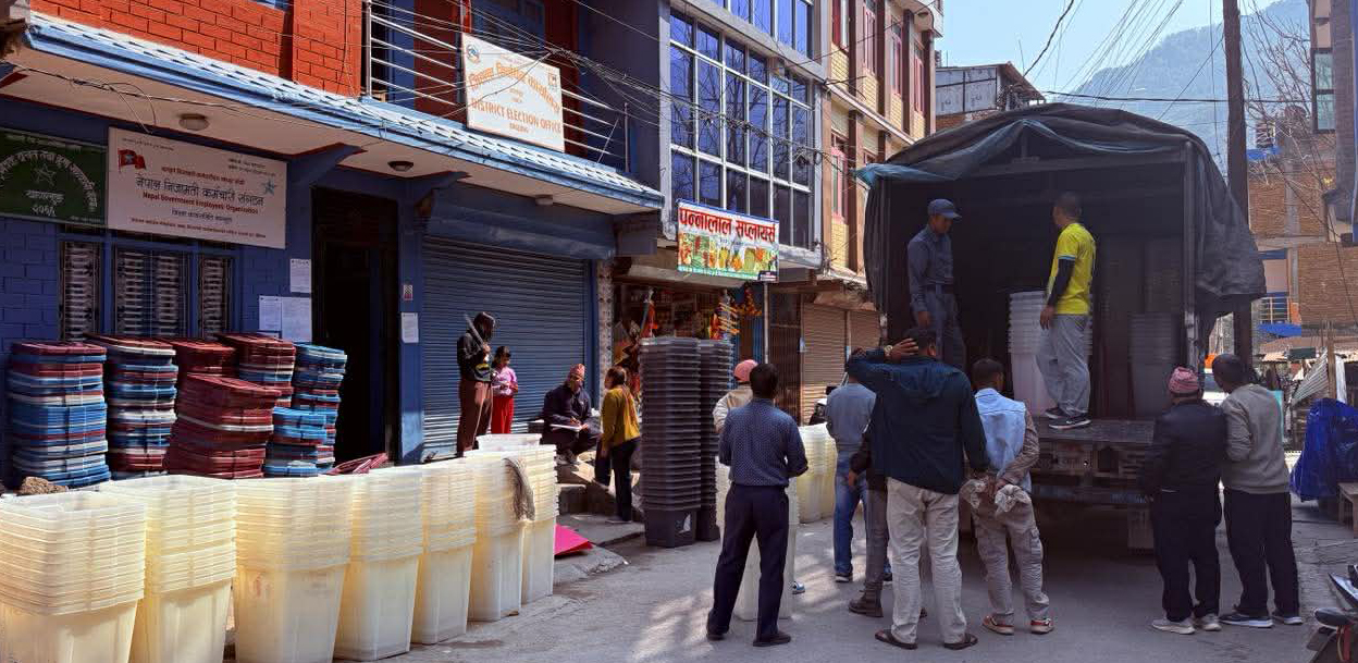 ७५ जिल्लामा पुर्‍याइयो निर्वाचन सामग्री र मतपत्र