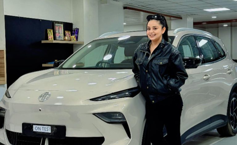 नयाँ ईभी गाडी किनेपछि नीता : नयाँ यात्राको सुरुवात