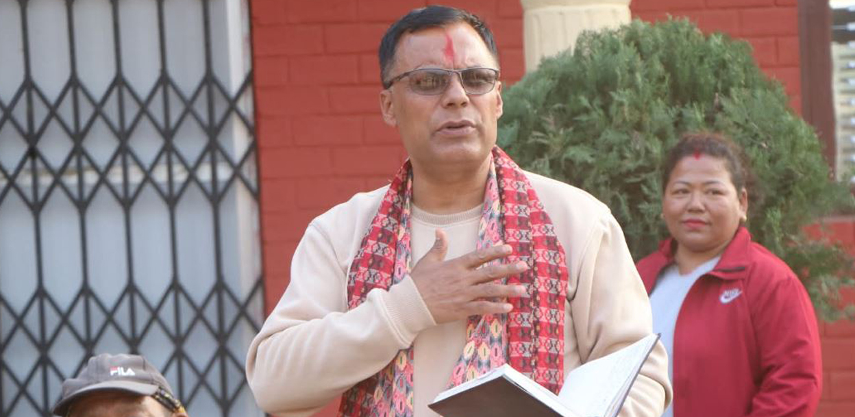निर्वाचित भए पाउने सेवासुविधा जनताको सेवामा लगाउने उम्मेदवार दवाडीको घोषणा