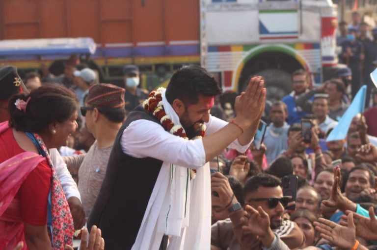 रास्वपा सरकारले भ्रष्टाचारको जरा उखेल्छ : लामिछाने