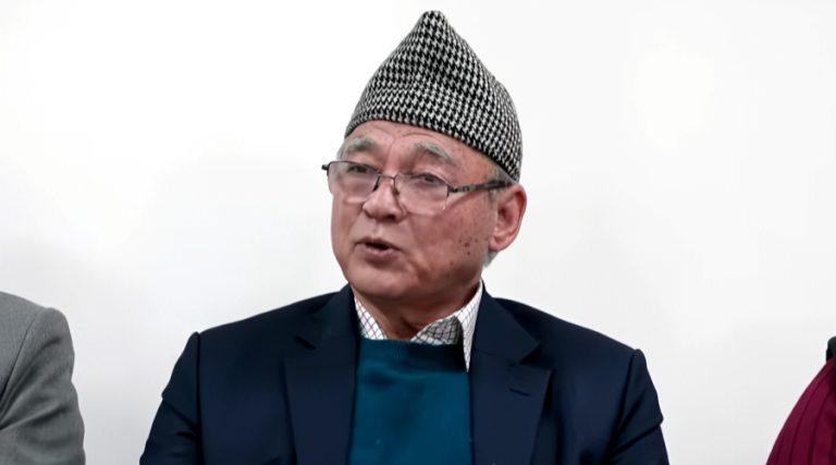 एमाले उपाध्यक्ष थापाको आरोप- सरकार चुनाव सार्ने बहाना गर्दैछ