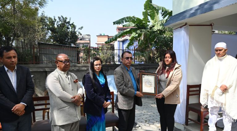 वरिष्ठ अभिनेता थापाको योगदान भावी पुस्ताको लागि प्रेरणाको स्रोत : राष्ट्रपति